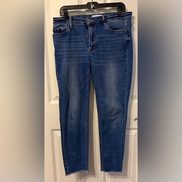 Vervet Denim - Denim Blue Straight Leg Women's Jeans With Raw Hem